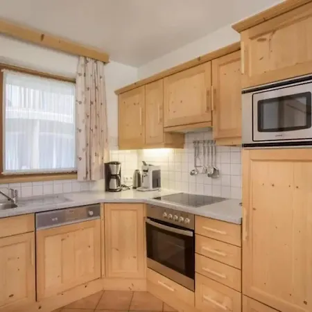 Maisonette Stay For 8 Guests *